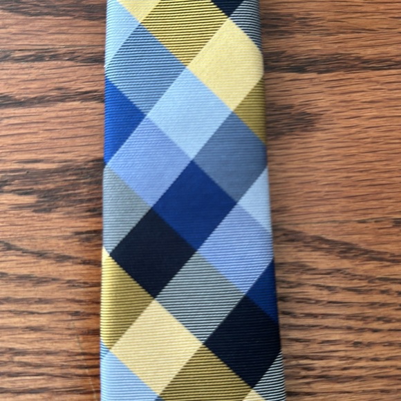 Lot of 5 neck ties for boys 12 and under. - Picture 3 of 7
